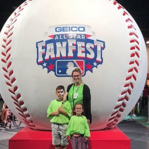 Meet your Posher, Nikita